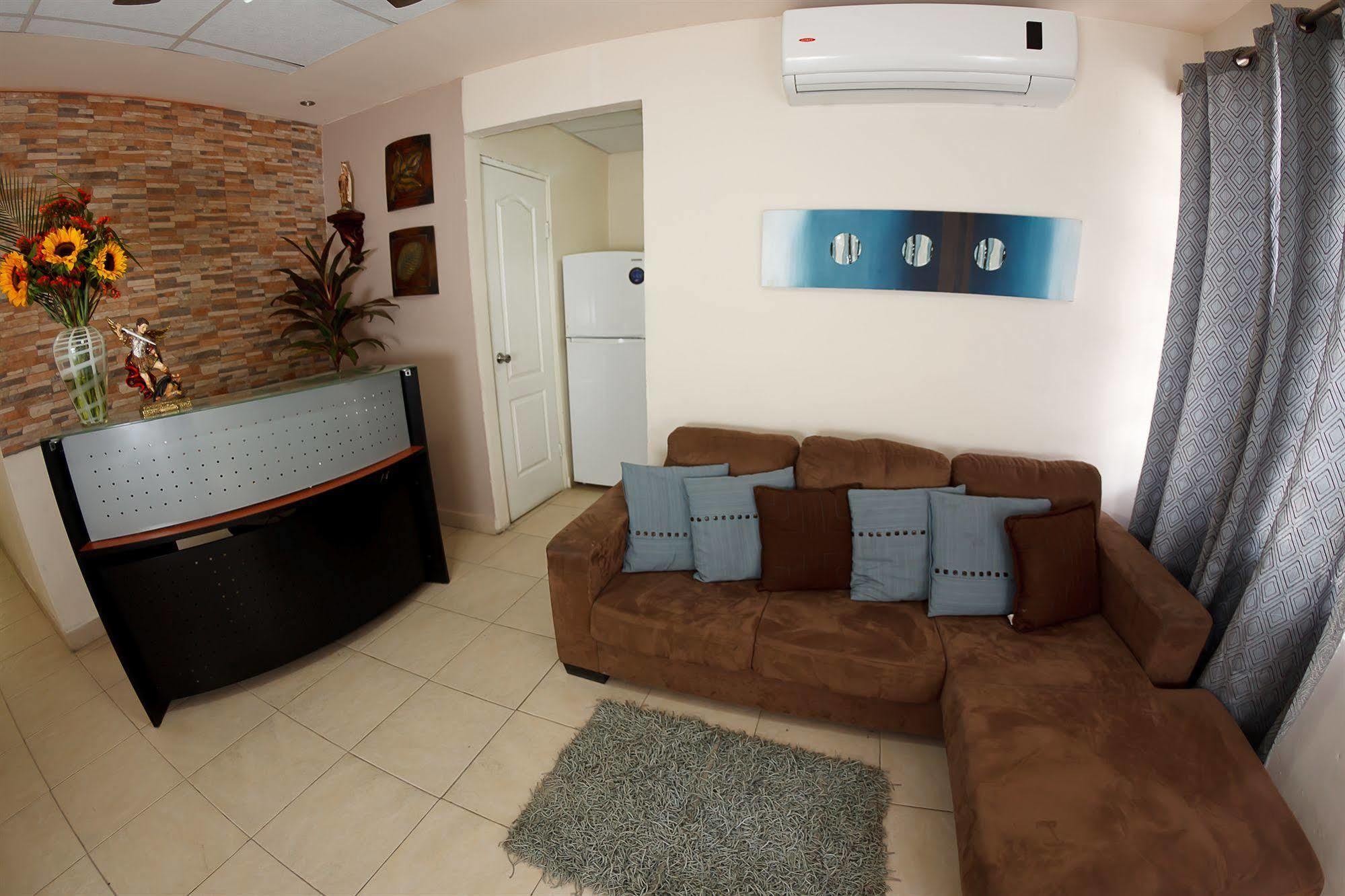 Hostal Gemar Ciudad de Panamá Exterior foto